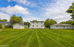 180 Doreen St, Pittsfield, MA 01201