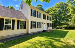 107 Mountain Road, Deerfield, NH 03037