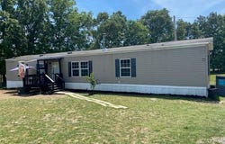 174 Claude Howard Rd, Deer Lodge, TN 37726-3426