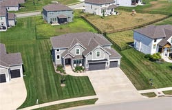 11414 Bluestem Drive, Kearney, MO 64060
