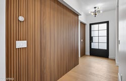 1335 E KALER Drive, Phoenix, AZ 85020