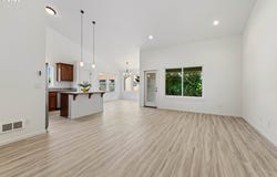 776 SPYGLASS Dr, Bandon, OR 97411
