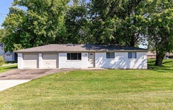 10056 E 126 Street E, Fishers, IN 46038