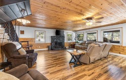 547 Chipmunk, Big Bear Lake, CA 92315