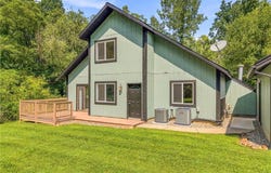 2652 Massillon Road, Akron, OH 44312