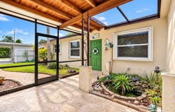 7140 Meade St, Hollywood, FL 33024