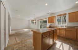 2526 DENTON St, TheDalles, OR 97058