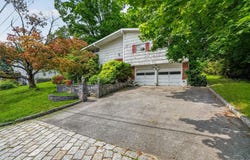 69 Stonewall Circle, White Plains, NY 10607