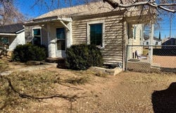 509 SW 5th St, Seminole, TX 79360
