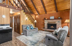39 Hickory Dr, Lyons, CO 80540