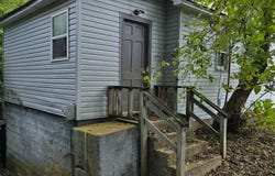 409 W KEYSVILLE ST, Steelville, MO 65565