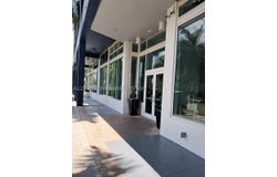 275 NE 18th St, Miami, FL 33132