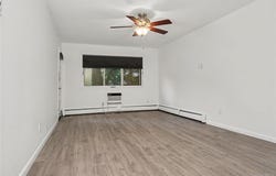 42 Coachlight Square, Montrose, NY 10548