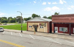 208 E Main Street, Mount Olive, IL 62069