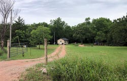 334524 E 960 Road, Wellston, OK 74881