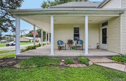 515 E 3rd N Street, Mount Olive, IL 62069