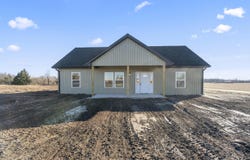 14765 E Whitetail Lane E, Stockton, MO 65785