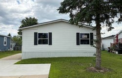 59130 Dawn St, New Haven, MI 48048