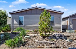 610 Vaughan #80 Ln, Lebanon, OR 97355
