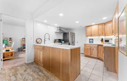 1660 Cliffs Landing, Ypsilanti, MI 48198