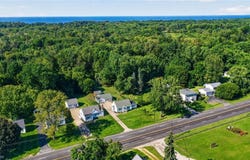 2825 E Center Street, Conneaut, OH 44030