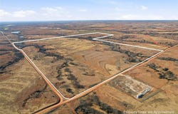 8097 N 2010 Road, Leedey, OK 73654
