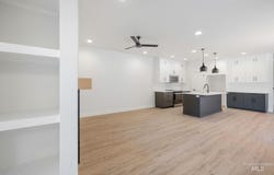 18 Ogden St, Cascade, ID 83611