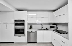 2500 Parkview Dr, Hallandale Beach, FL 33009