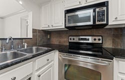2045 N 3rd St, Baton Rouge, LA 70802