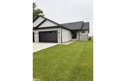 204 E Lillian Avenue, Conrad, IA 50621