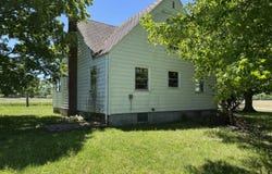 16121 Three Oaks Road, Three Oaks, MI 49128
