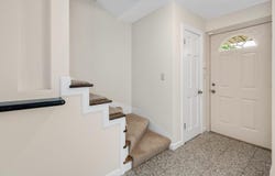 134 N 8th Avenue, Des Plaines, IL 60016