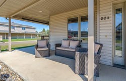 824 Compass Lane, Bismarck, ND 58504