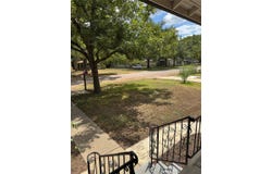 509 Whitehead St, Smithville, TX 78957