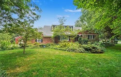 370 Kimberly Road, Akron, OH 44313