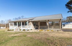 515 Horseshoe Bend Road, Scottsboro, AL 35769