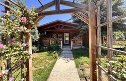 60035 LATIGO Ln, Joseph, OR 97846