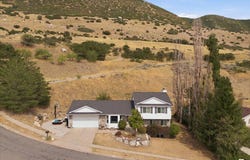 1896 N 350 E, Centerville, UT 84014