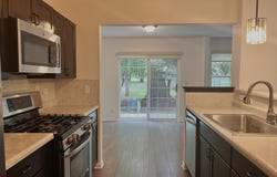 2407 Stoughton Circle, Aurora, IL 60502