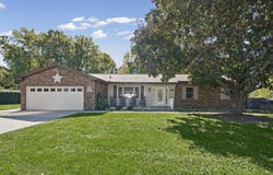 206 Cherokee Drive, Georgetown, IL 61846