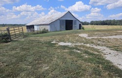 6305 State Route T, Birch Tree, MO 65438