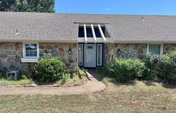 1 Oakridge Drive, Shawnee, OK 74804