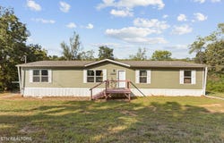 650 Combs Rd, Rutledge, TN 37861