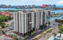 255 DOLPHIN Point, CLEARWATER, FL 33767