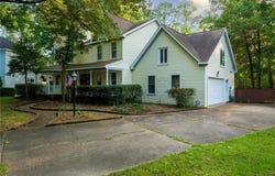 302 Honey Locust Way, Chesapeake, VA 23320