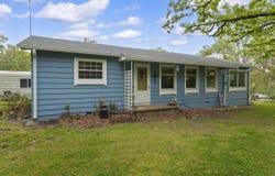 62521 E 252 Road, Grove, OK 74344
