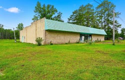 39 Old Cemetary Rd., Andrews, SC 29510