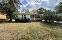 304 W 10th Street, Willow Springs, MO 65793
