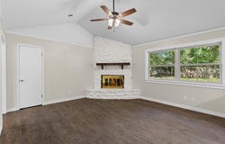 204 E Henson Avenue, Springdale, AR 72764