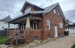 509 E Oak St, Boscobel, WI 53805
